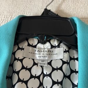 Tahari Women's Vibrant Blue Blazer